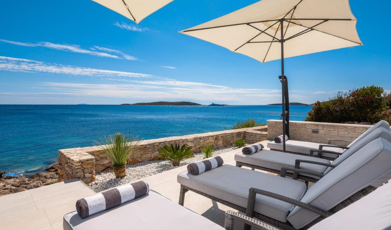 Villa Carisma Island Vis Exterior foto